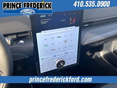 Used 2025 Ford Mustang Mach-E Premium image 32