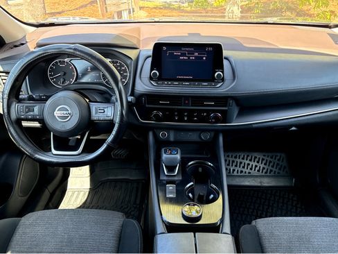 Certified 2021 Nissan Rogue S image 4