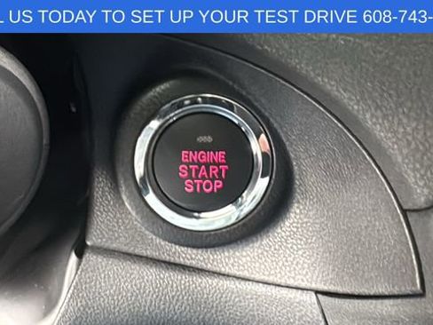 Used 2025 Subaru Ascent Premium image 29