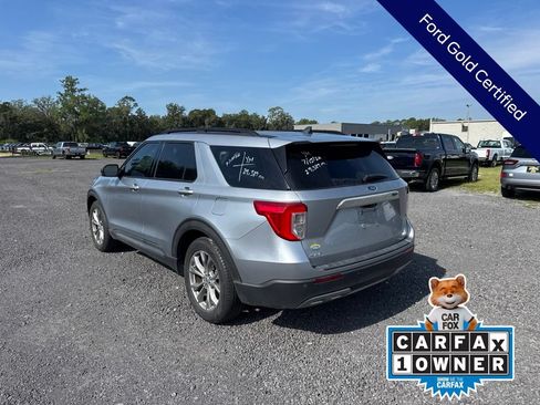 Certified 2022 Ford Explorer XLT w/ Equipment Group 202A RWD image 4