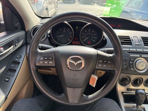 Used 2011 MAZDA MAZDA3 i Touring image 11