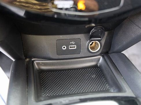 Used 2018 Nissan Rogue SV image 21