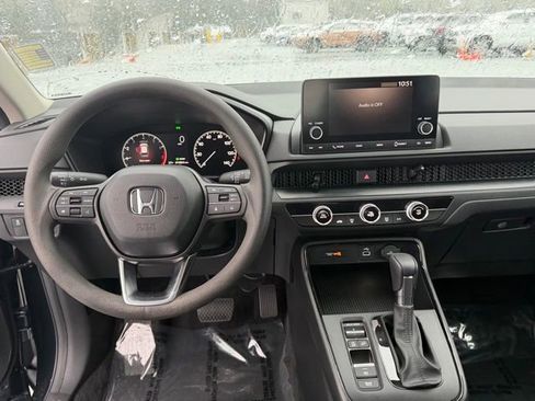 Certified 2023 Honda CR-V LX image 17