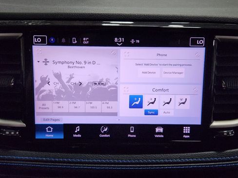 Used 2021 Chrysler Pacifica Touring FWD image 34