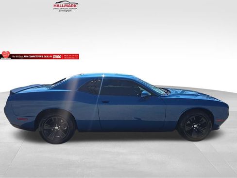 Used 2023 Dodge Challenger SXT RWD image 2