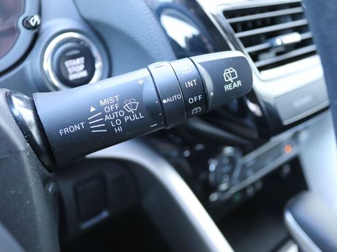 Used 2025 Mitsubishi Eclipse Cross LE image 30