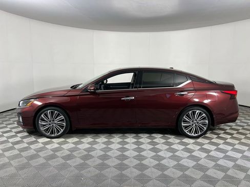 Used 2024 Nissan Altima 2.5 SL image 8