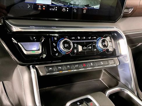 Certified 2026 GMC Sierra 1500 Denali Ultimate AWD/4WD image 14