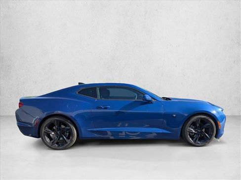 Used 2023 Chevrolet Camaro LT RWD image 4