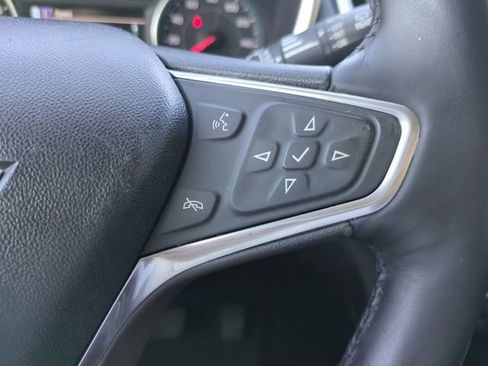 Used 2018 Chevrolet Equinox Premier image 30