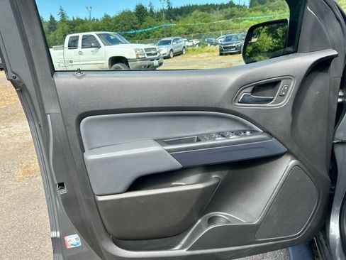 Used 2019 Chevrolet Colorado Z71 AWD/4WD image 19