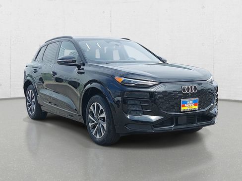 New 2027 Audi Q6 e-tron Premium AWD/4WD image 3
