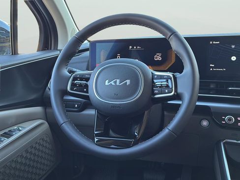 New 2026 Kia Carnival LXS image 19