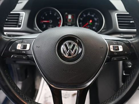 Used 2019 Volkswagen Passat 2.0T Wolfsburg image 15