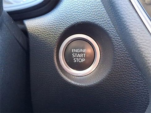 Certified 2023 Toyota Corolla Cross LE image 24