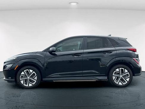 Used 2023 Hyundai Kona Limited w/ Cargo Package FWD image 9