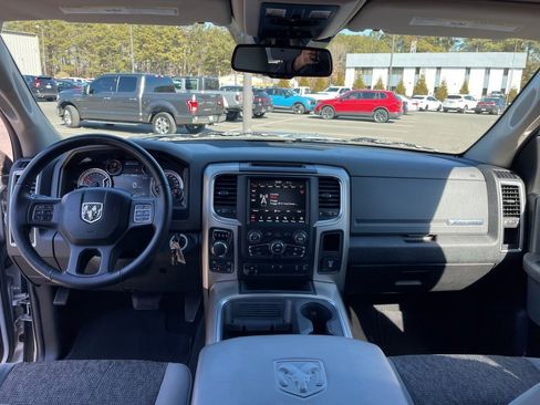 Used 2018 RAM 1500 Big Horn image 12