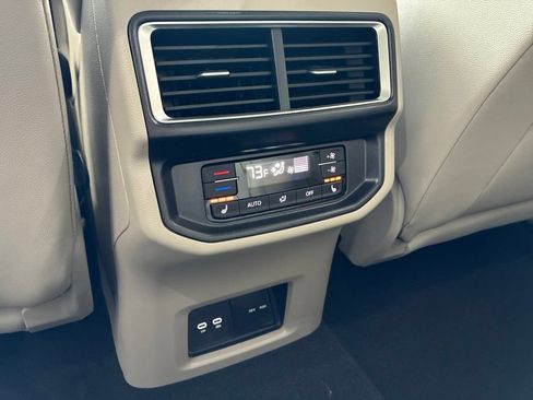 New 2026 Volkswagen Atlas SEL AWD/4WD image 50