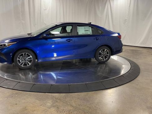 Certified 2023 Kia Forte LXS image 5