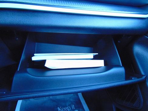 Used 2023 Jeep Grand Cherokee Altitude image 33