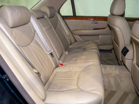 Used 2005 Lexus LS 430 image 17