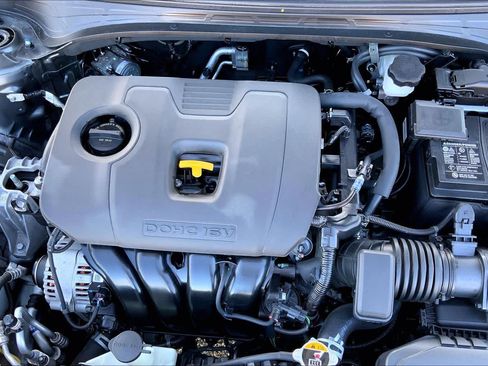 Used 2024 Kia Forte LXS FWD image 31