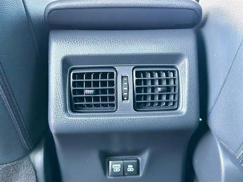 Used 2025 Toyota Camry SE FWD image 23