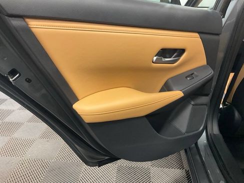 Used 2021 Nissan Sentra SV w/ SV Premium Package FWD image 24