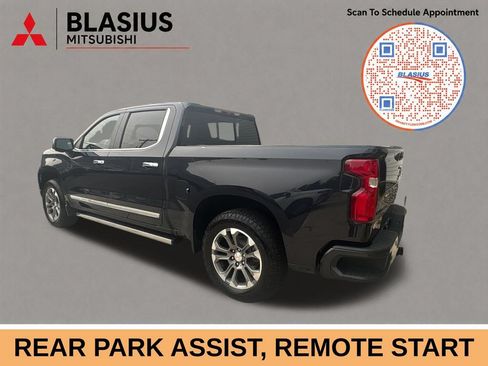 Used 2023 Chevrolet Silverado 1500 High Country w/ Technology Package AWD/4WD image 15