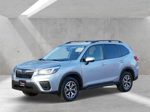 Used 2020 Subaru Forester Premium image 6