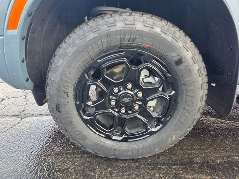 New 2025 Ford Ranger Lariat w/ FX4 Off-Road Package image 28