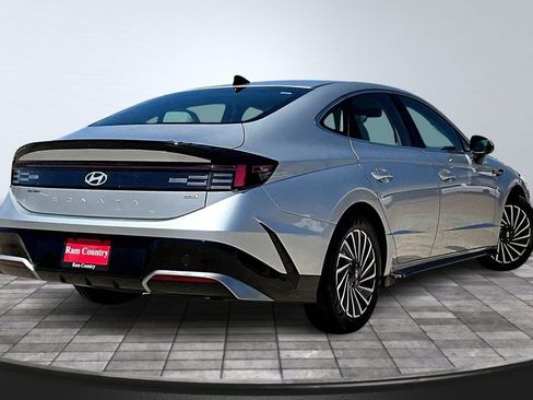 Used 2025 Hyundai Sonata SEL FWD image 7