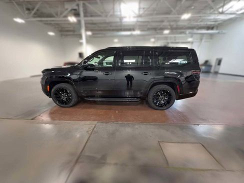 New 2025 Jeep Wagoneer Series II image 6