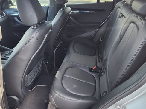 Used 2021 BMW X1 xDrive28i w/ Premium Package image 15