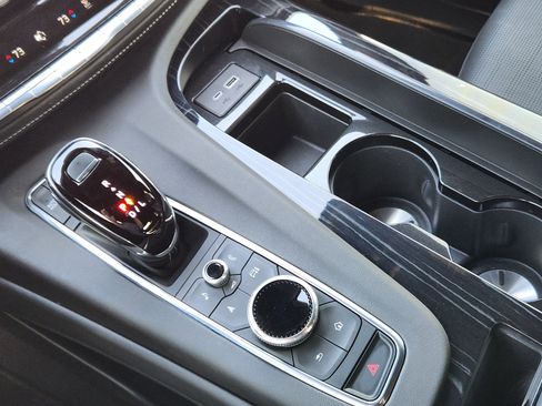 Certified 2024 Cadillac Escalade Sport w/ Touring Package image 21