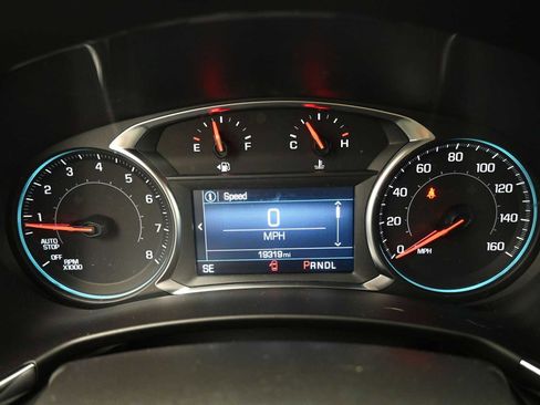 Used 2023 Chevrolet Equinox LT image 6