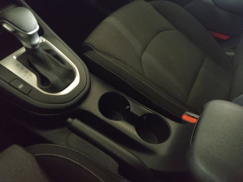 Used 2024 Kia Forte LXS image 26