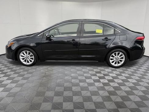 Used 2020 Toyota Corolla XLE FWD image 8