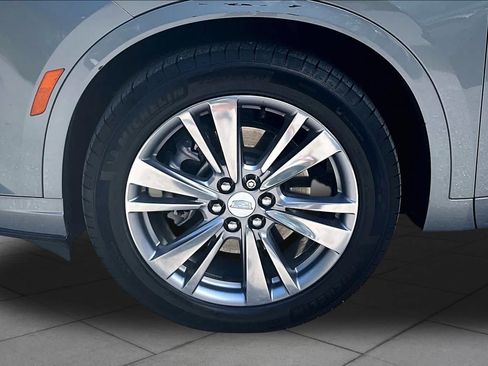 Used 2024 Cadillac XT6 Premium Luxury FWD image 11