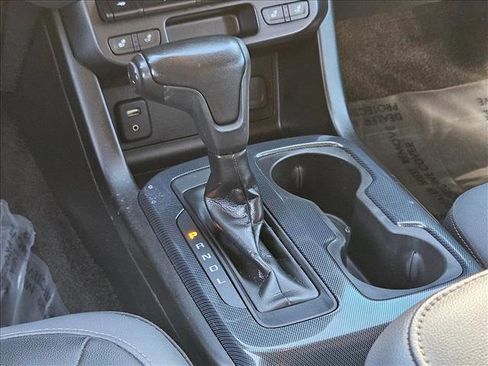 Used 2018 Chevrolet Colorado Z71 image 17