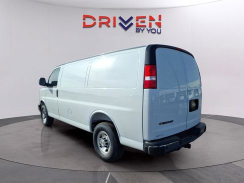New 2026 Chevrolet Express 2500 w/ Driver Convenience Package image 3