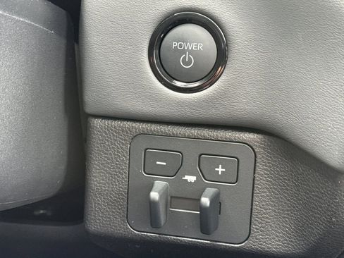 New 2025 Toyota Tundra Platinum image 21