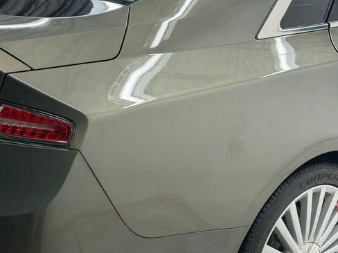Used 2017 Lincoln MKZ Reserve FWD image 10