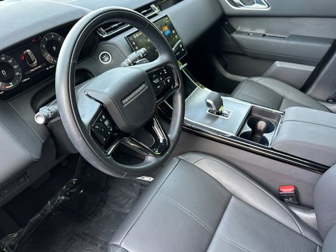 Used 2026 Land Rover Range Rover Velar S image 5