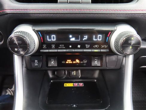 Used 2023 Toyota RAV4 XSE AWD/4WD image 24