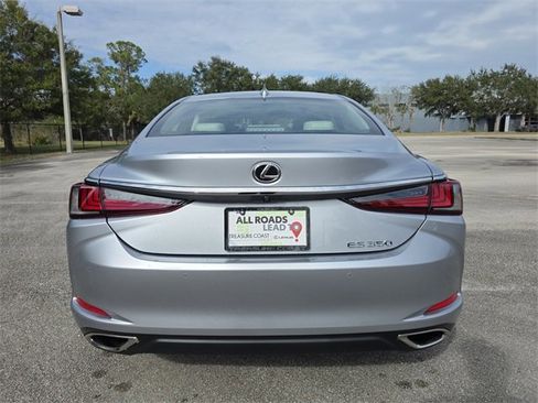 New 2025 Lexus ES 350 w/ Premium Package image 4