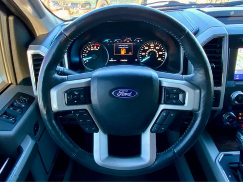 Used 2019 Ford F150 Lariat w/ Equipment Group 502A Luxury image 37