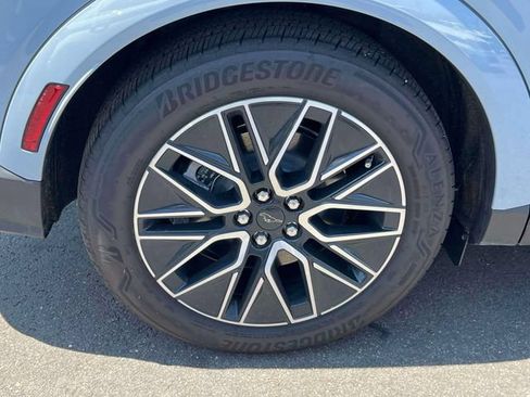 Used 2025 Ford Mustang Mach-E Premium AWD/4WD image 10