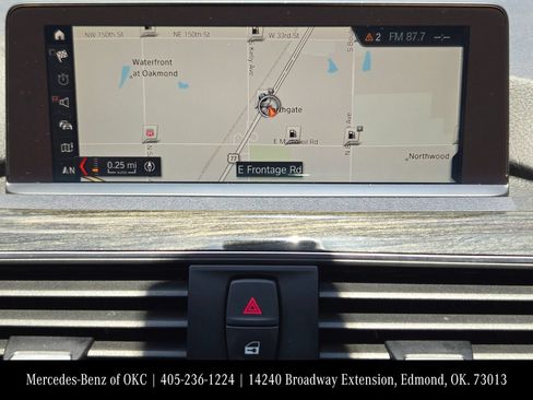 Used 2018 BMW 320i Sedan RWD image 13