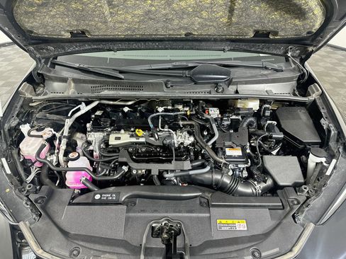 Used 2025 Toyota Prius LE FWD image 33